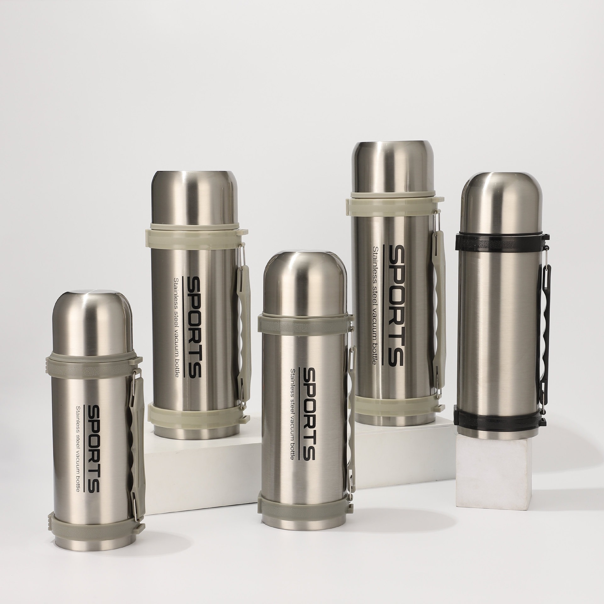Botella termica de acero inoxidable para deporte senderismo_voghion.com