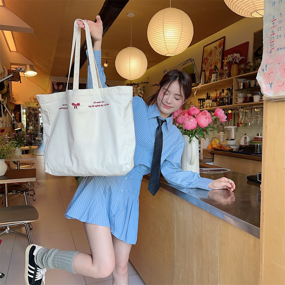 44284 large-capacity double-sided embroidered bow, sweet tote bag, single-shoulder cloth bag, canvas schoolbag for girls undefined