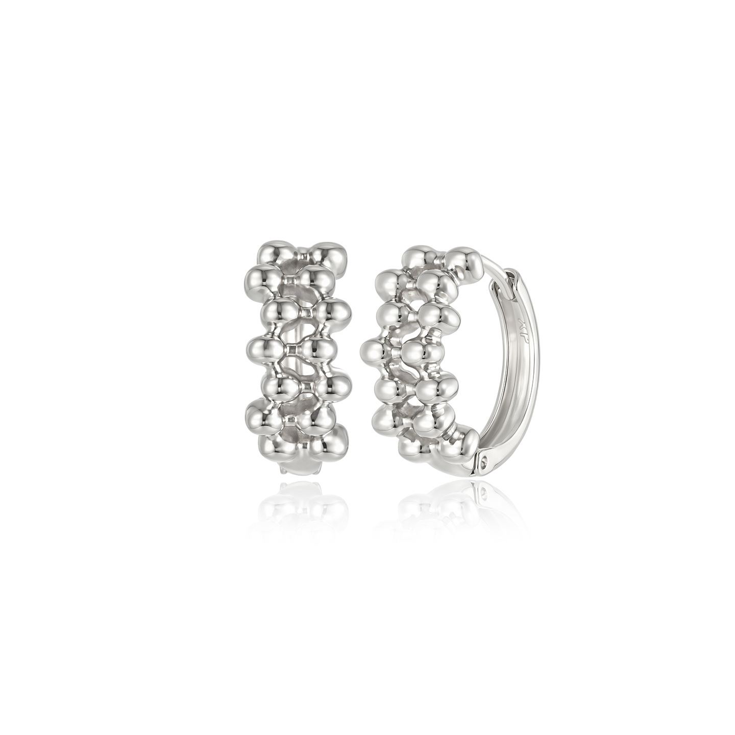 Xuping irregular geometría de orejas redondas aleación de cobre chapado blanco nicho personalidad aretes de viento Europa y América transfronterizos orejas