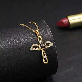 镶钻天使之翼简约内含投影石100种语言我爱你项链锁骨链图片定 制