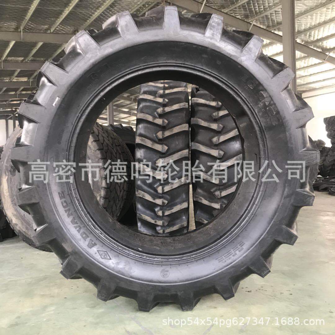 Suministro agrícola 16.9-38 tractor espiga flor neumático 16.9-34 calidad tres garantías