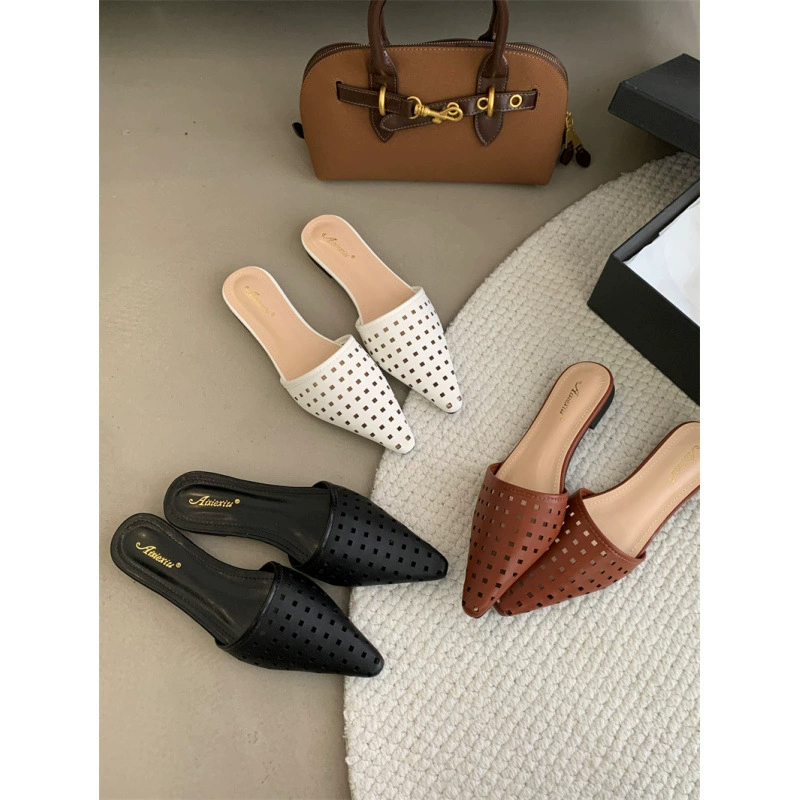 2025 новая корейская модная плоская сандалия тапочек маленькая квадратная голова с низким каблуком