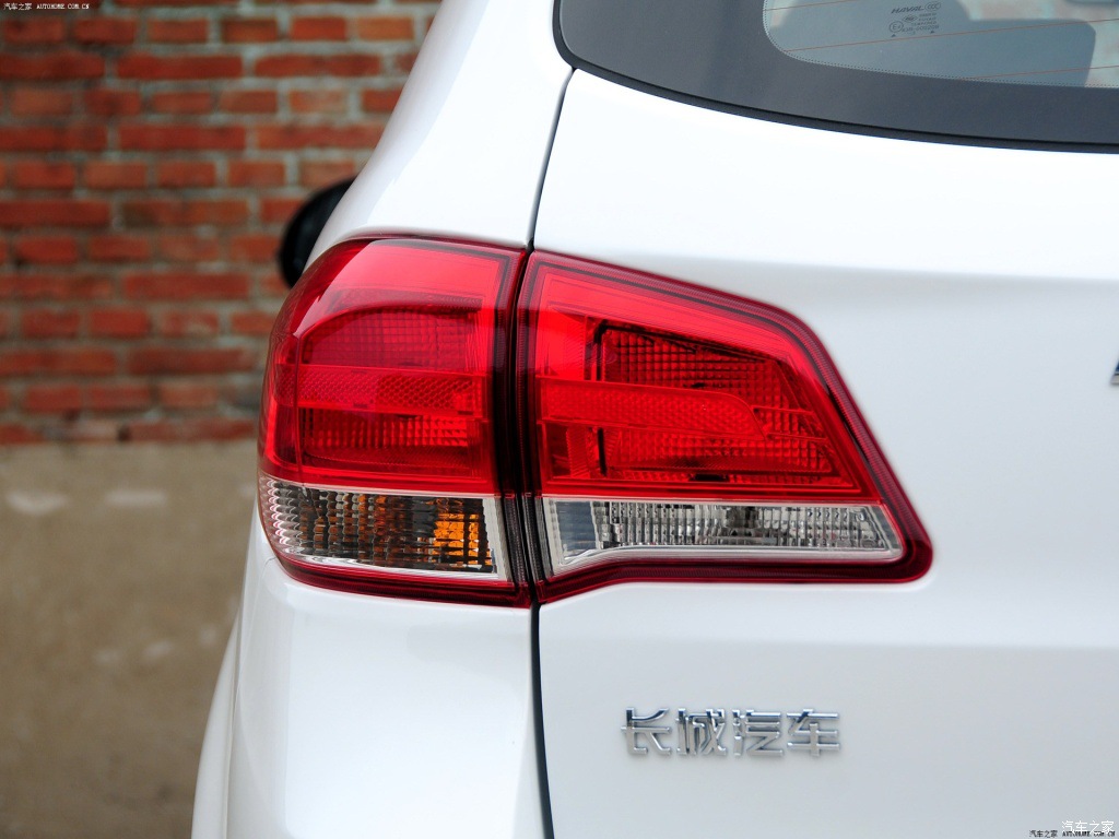Suitable for Great Wall Haval H6 rear tail lamp assembly Harvard H6 sports version old rear lampshade left and right steering brake lights