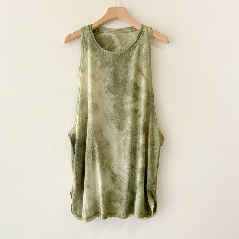 Non -printed fruit green