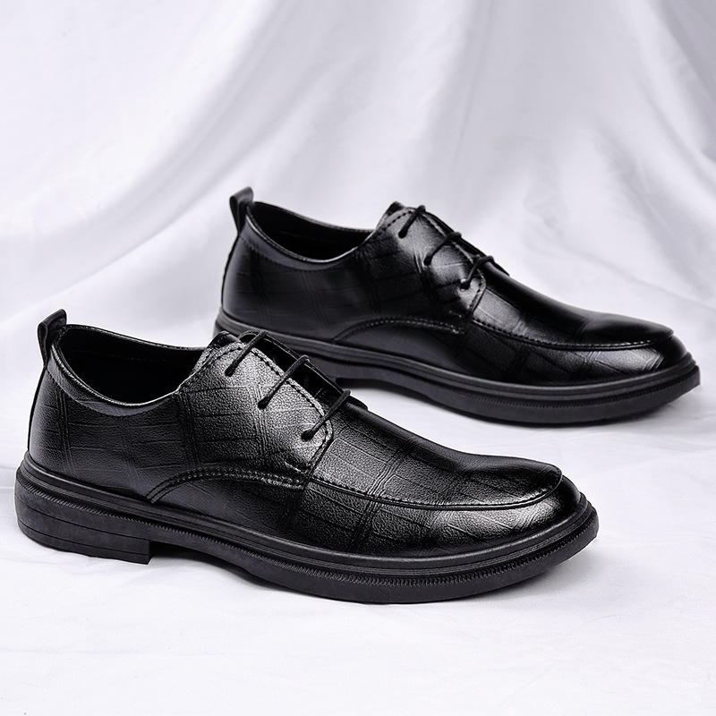 Zapatos de cuero para hombres de cuatro estaciones de negocios correa de viaje casual negro aumento de casamiento zapatos de novio zapatos para hombres