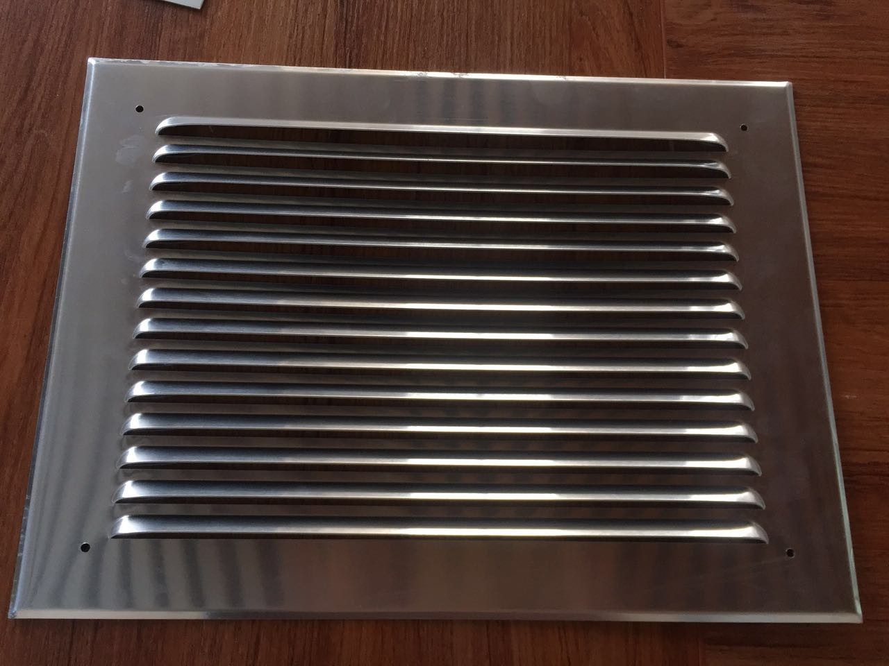 暖气片装饰挡板罩铝合金冲孔散热出风防雨通风排风口不锈钢百叶