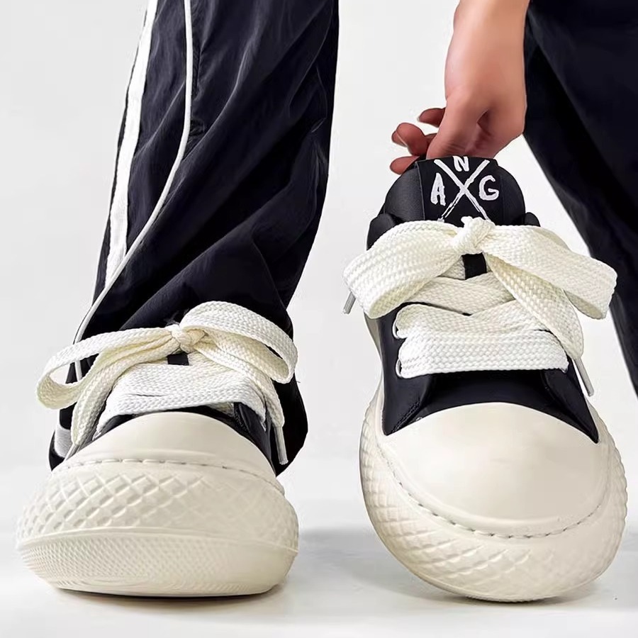 Petite niche renversée nouvelle femme semelle épaisse hauteur augmentant décontracté bout rond couple chaussures de sport planche, Chubby_voghion.com