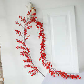 圣诞节日装饰藤条 红色果子叶子藤蔓 跨境  婚庆婚品美陈布景装饰