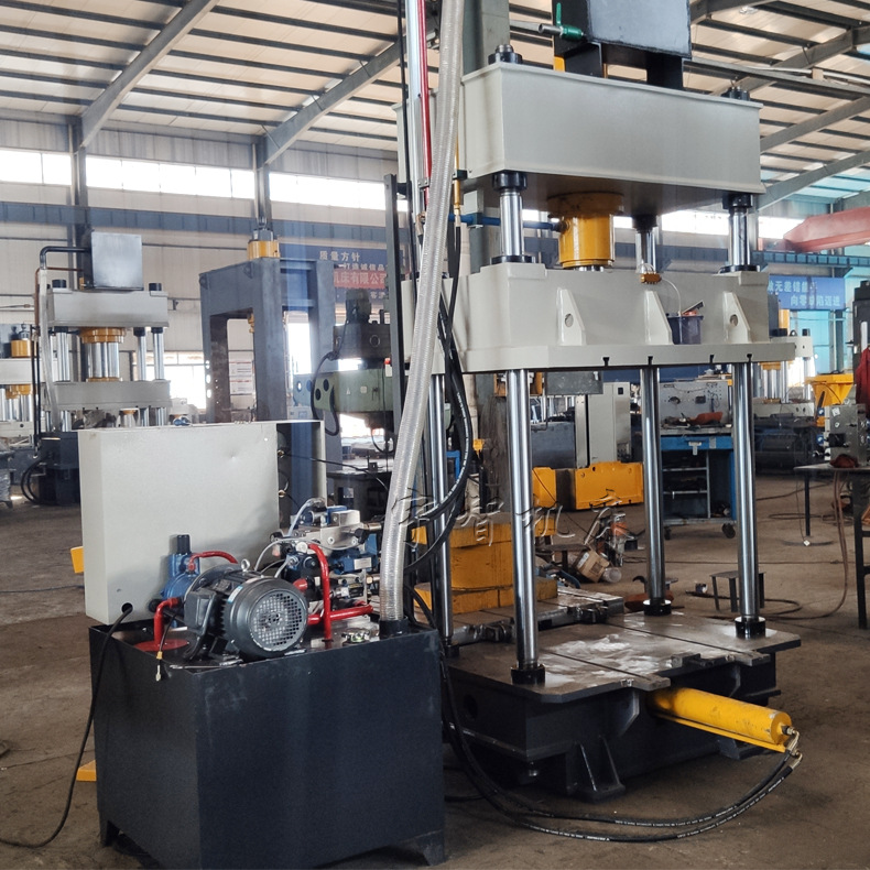 100吨碳纤维模压成型液压机4