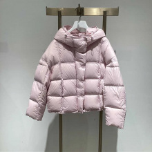 2025冬季新款女装简约休闲百搭连帽面包羽绒服保暖外套1GA380251Q