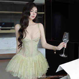 今年流行漂亮吊带连衣裙女夏季气质名媛风蕾丝钩花修身显瘦小礼服