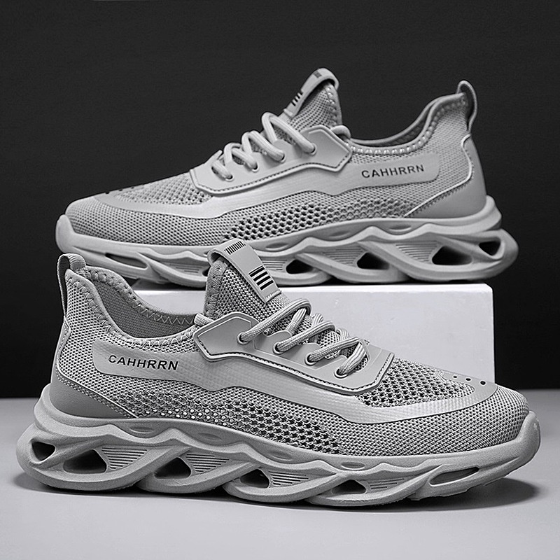 Calzado deportivo tejido volador para hombre Verano color sólido sin cordones boca baja transpirable malla running zapatos para hombre zapatos casuales diarios individuales