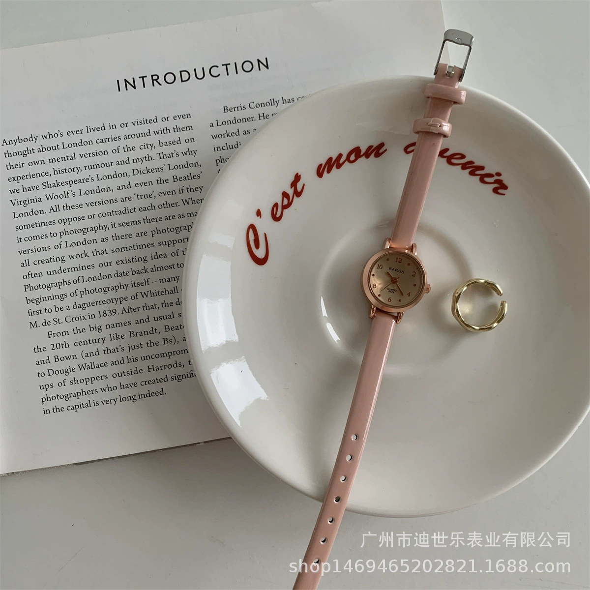 Small Fashion Watch, City Style, Simple Elegant Design, Light Luxury, Multiple Strap Colors