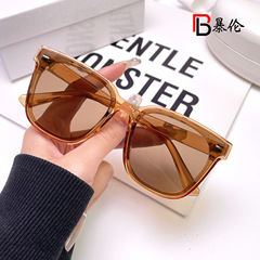 2022韓版男女網紅素顏眼鏡太陽鏡尼龍鏡片大框顯瘦墨鏡TR3203