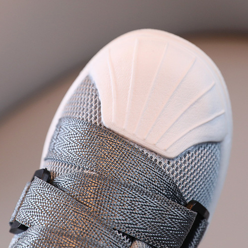 Dropshipping boys' anti-kick sneakers, foreign trade soft-soled sports shoes, spring and autumn girls' shoes, baby breathable casual shoes