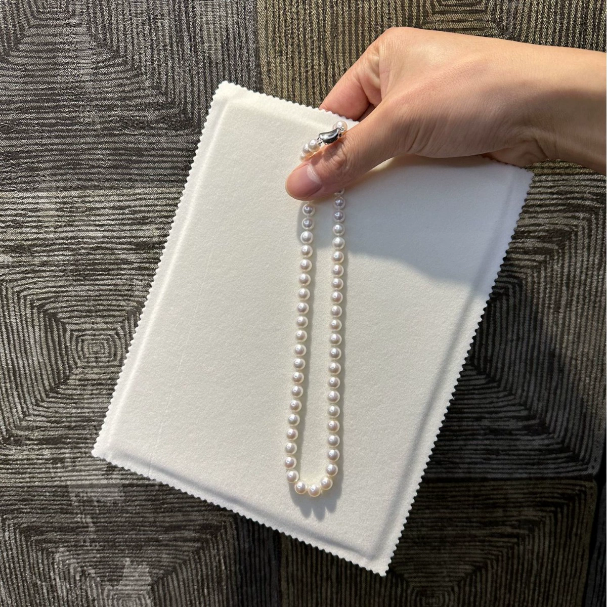 Ткань для демонстрации ювелирных изделий из нефрита и жадеита, фон для фотосъемки и прямых трансляций, оптовая продажа, малые реквизиты для выставок, цвет бежевый