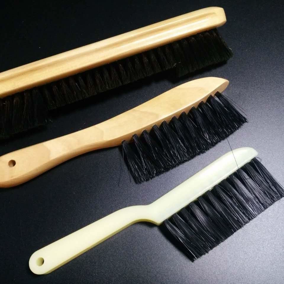 Brush, pool with accessories