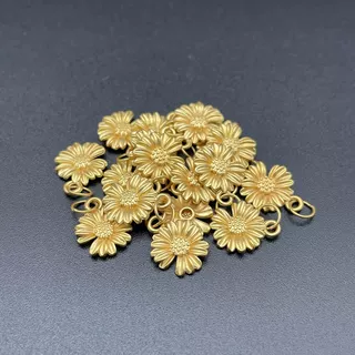 999足金雏菊项坠3D硬金吊坠小众设计电商直播热卖女款黄金项链