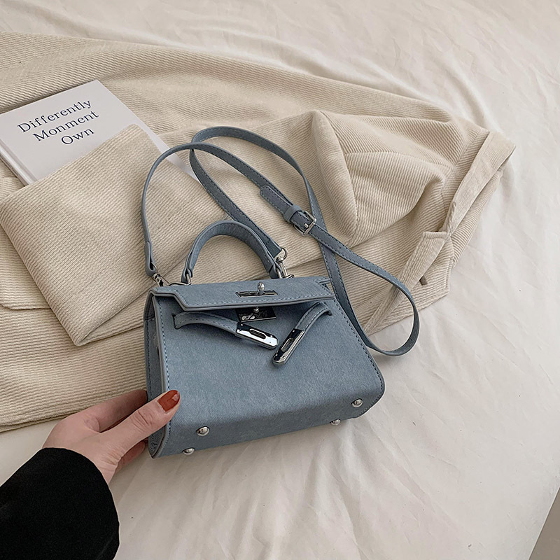 Bolsos retro populares de este año para mujer 2023 nueva moda otoño e invierno bolso de mensajero para mujer textura portátil Kelly