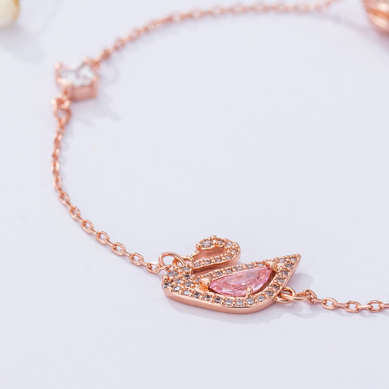 Shijia Swan Magnetic Buckle Bracelet for Women Uses Swarovski Elements Crystal Pink Blue Diamond Swan Blue Bracelet for Delivery