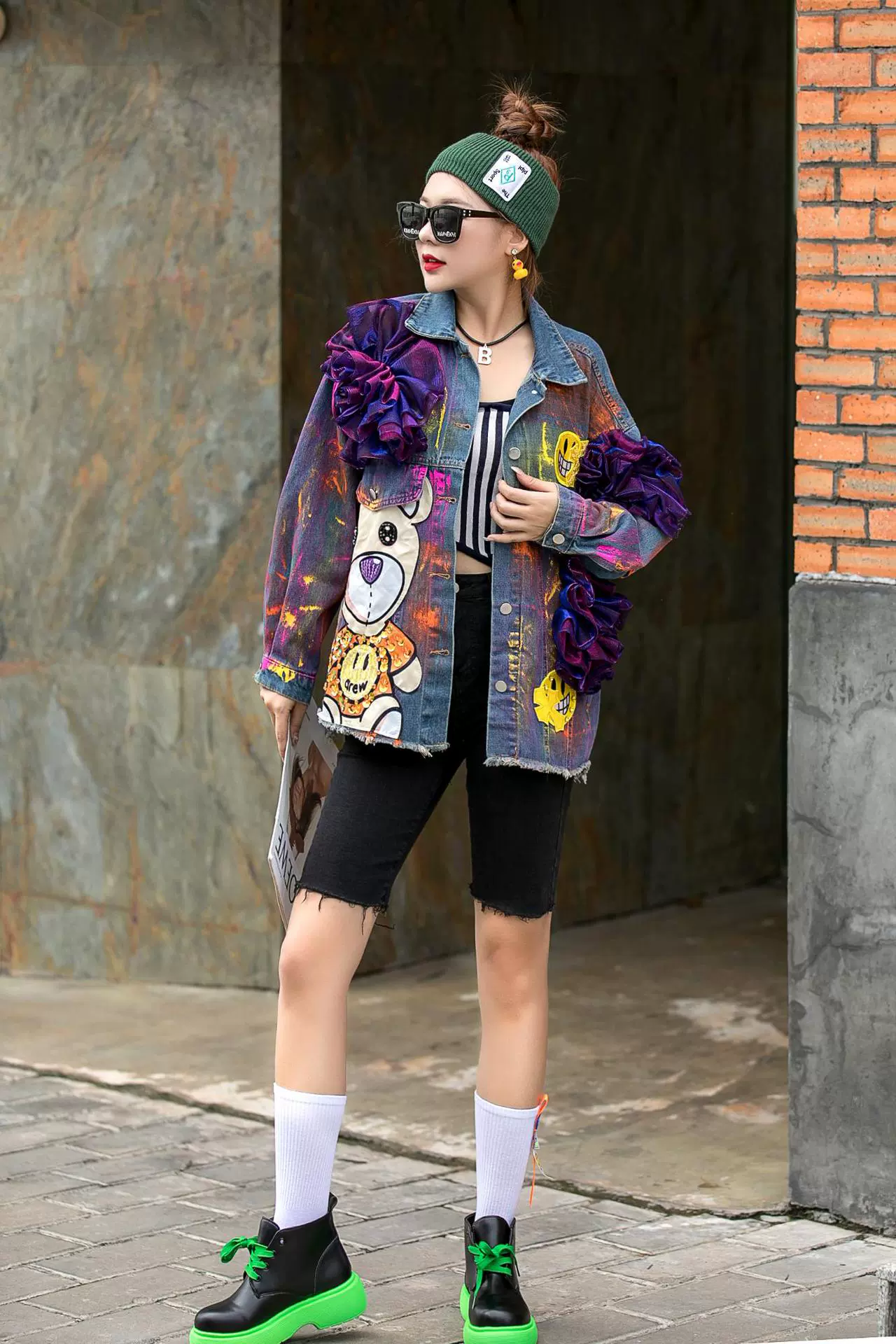 2021 осень новая тяжелая промышленность с блестками трехмерное кружево цветок личность уличное граффити модное джинсовое пальто Женская мода