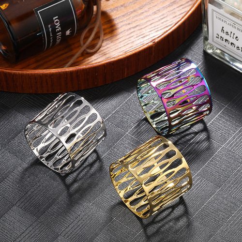Simple metal handicraft napkin ring tableware napkin ring western dining utensil creative pattern hollowed-out napkin ring 