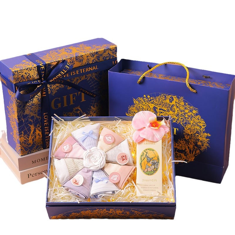 Regalo de la chica del cumpleaños del día de la diosa para la Caja de regalo de pastel de calzoncillos de su mejor amiga 2025 nuevo regalo de acompañamiento para el día de San Valentín