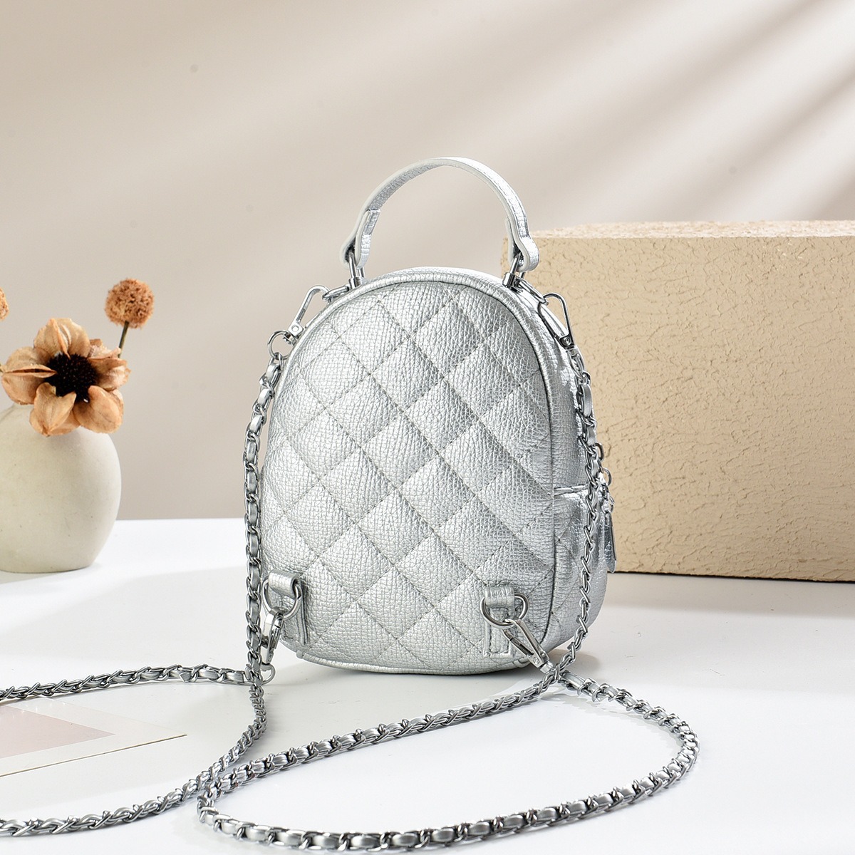 2025 nuevo estilo coreano bolso de moda mujer nicho sensación mochila de mujer mini mochila de cadena de diamante