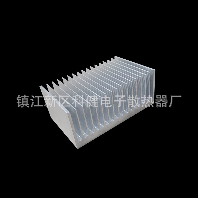 メーカーは120mmX50mmX150mmの長さのアルミニウムプロファイルラジエーター冷却ブロックヒートシンクを製造および販売しています|undefined