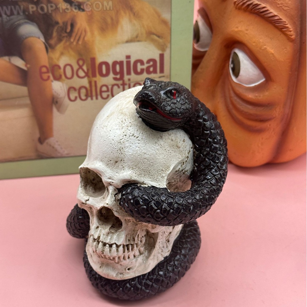 Transfronterizo nuevo Halloween cráneo linterna Festival resina cráneo artesanía Festival atmósfera decoraciones en stock