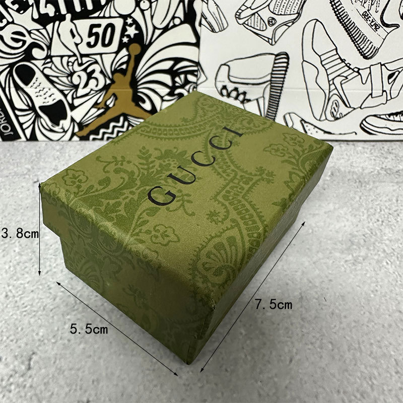 Style sixteen;7.5*5.5*3.8