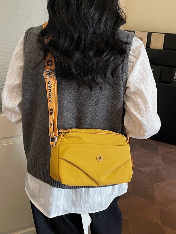 Bolso de moda coreano para mujeres 2026 primavera nueva bolso cuadrado ligero y simple ocio de viaje mochila de hombro image 1
