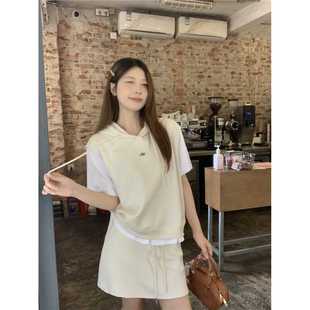 Real shot ~ plus size women's casual hooded loose meat covering fake two short sleeve jacket + A short skirt suit