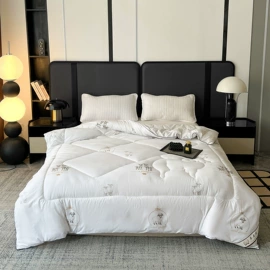 四件套;棉花被;蚕丝被