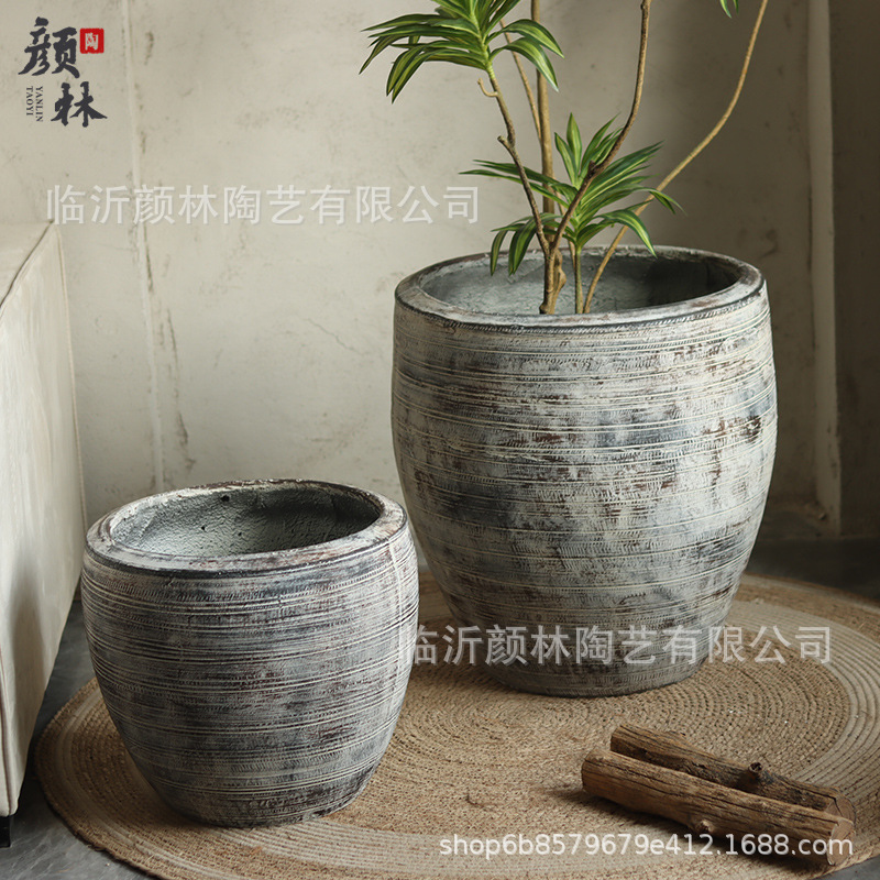 Retro gris creativo textura interior sala de estar maceta verde hotel centro comercial decoración patio gran maceta de aterrizaje
