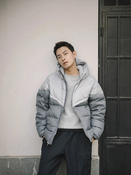 Winter keep warm down jacket with down with hood for men and women