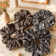 秋冬新款印花发圈大肠圈超仙扎发发圈女高级感经典千鸟格大肠发圈