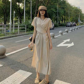 小众设计交叉绑带连衣裙女2025夏季新款高级气质收腰显瘦A字长裙