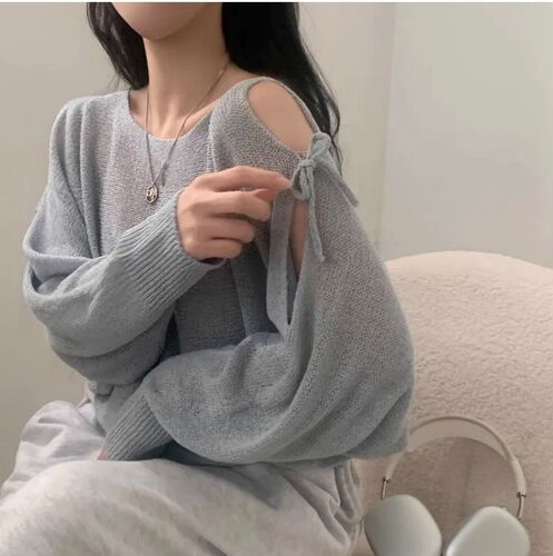 Korean Design Embroidered Bow Belted Knit Top for Women - Autumn New Arrival Gentle Style Loose and Thin Blouse