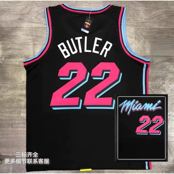 Black round neck 22 Butler