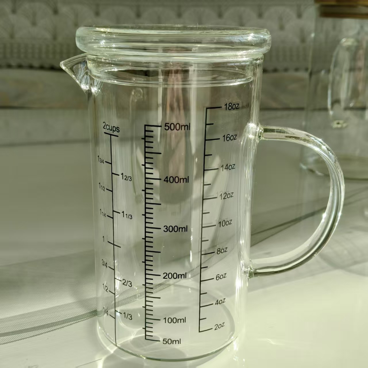 500ml 삼각 눈금 유리 뚜껑 계량컵