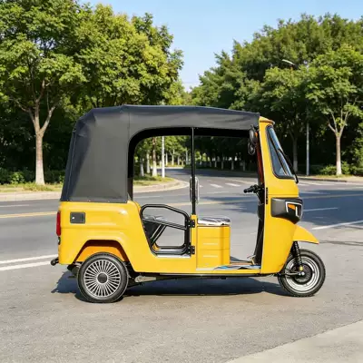 Yellow Fully Enclosed Passenger-Dragged Tricycle for Southeast Asia and Africa Cross-Border Passenger Transport, Export for Foreign Trade, Passenger-Carrying (Sərnişin üçtəkərli motosikllar)
