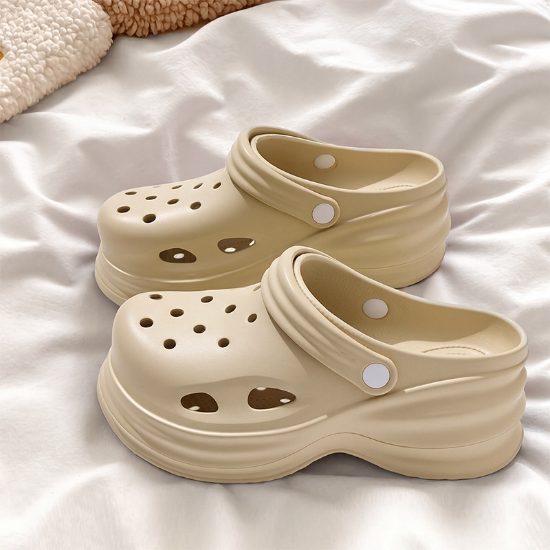 Women's Height-Enhancing Perforated Outdoor Wear, Summer Fashion Top Quality Solid Color Ultra-Thick-Soled Closed-Toe Slippers_voghion.com