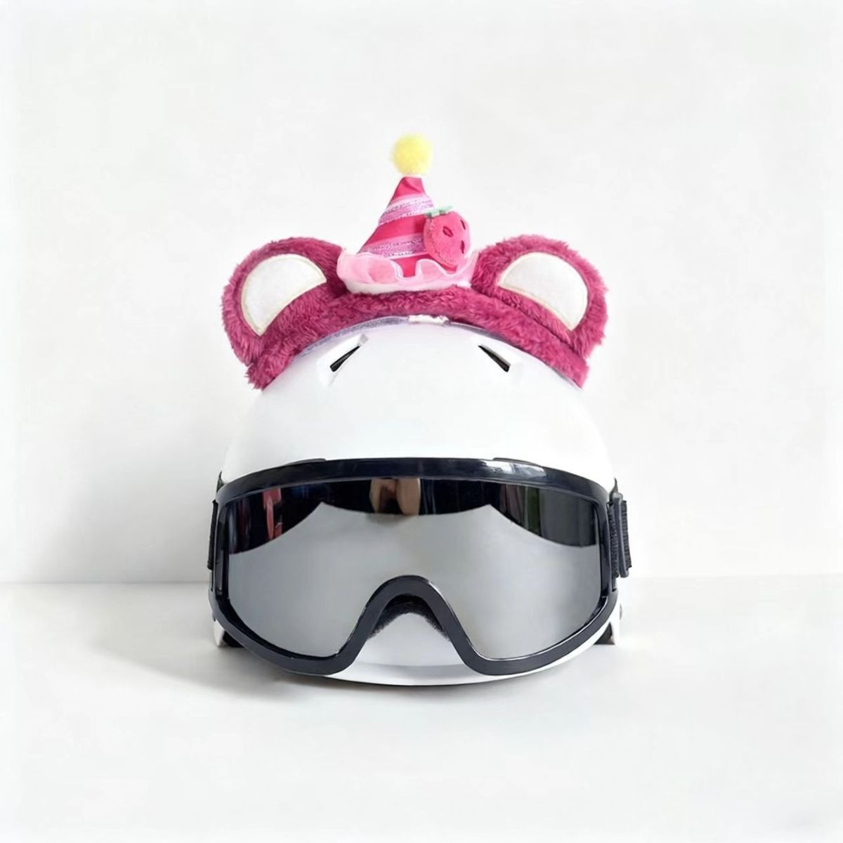 Cute sun-protective cartoon ski helmet decoration, suitable for single and double board helmets, motorcycle helmet decoration for men and women