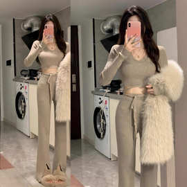 小个子辣妹穿搭一整套初秋季高级感气质针织上衣阔腿裤两件套装女