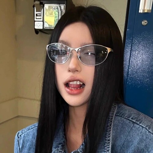 y2k trendy girl street style metal cat-eye sunglasses with retro American sun glasses for women, UV protection