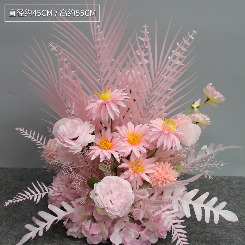 新商品の結婚祝いの大きいタイプの花を並べて絹の花の完成品の装飾をシミュレーションします。|undefined