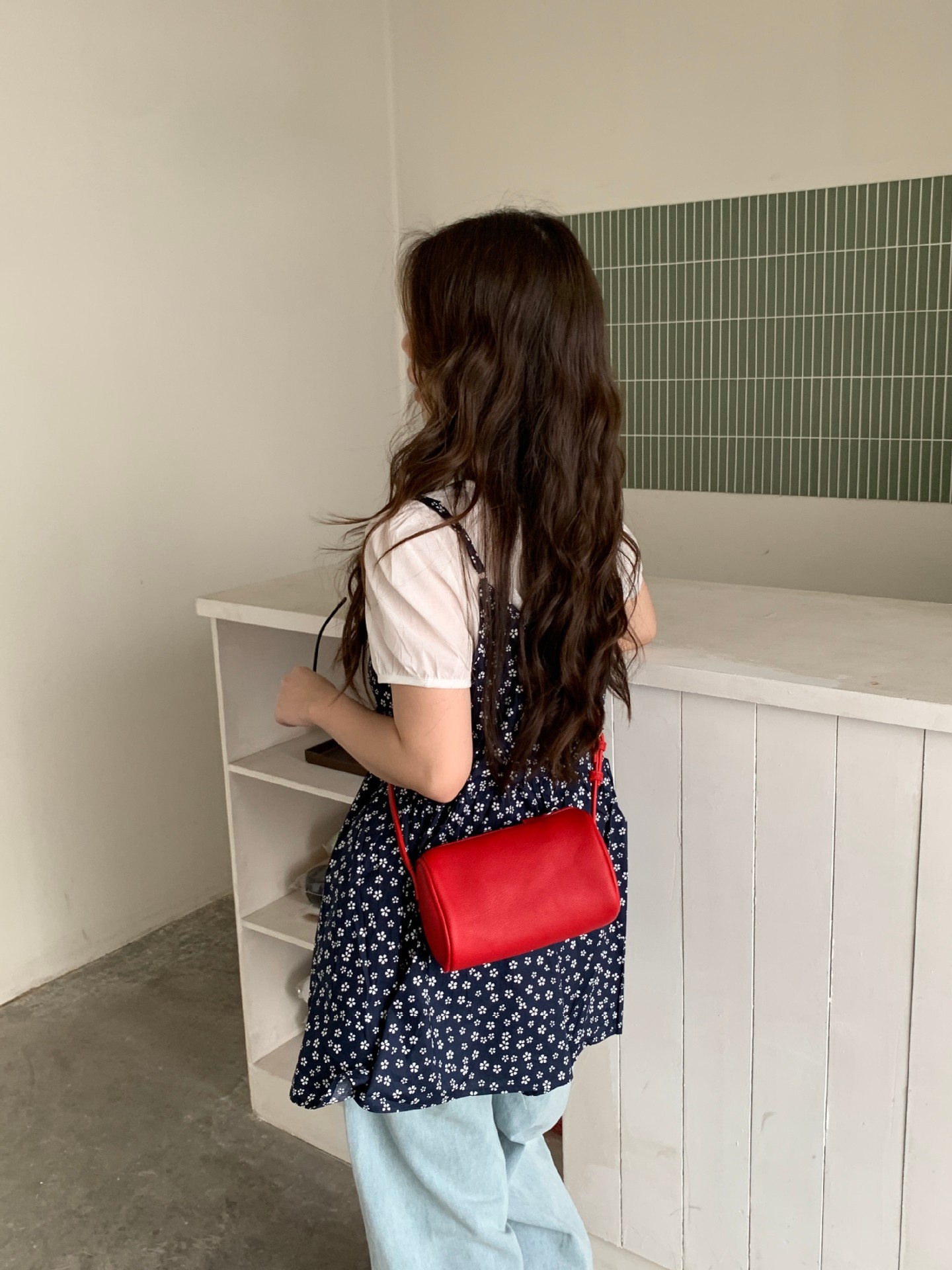 Textured PU Leather Barrel Zip Bag 9