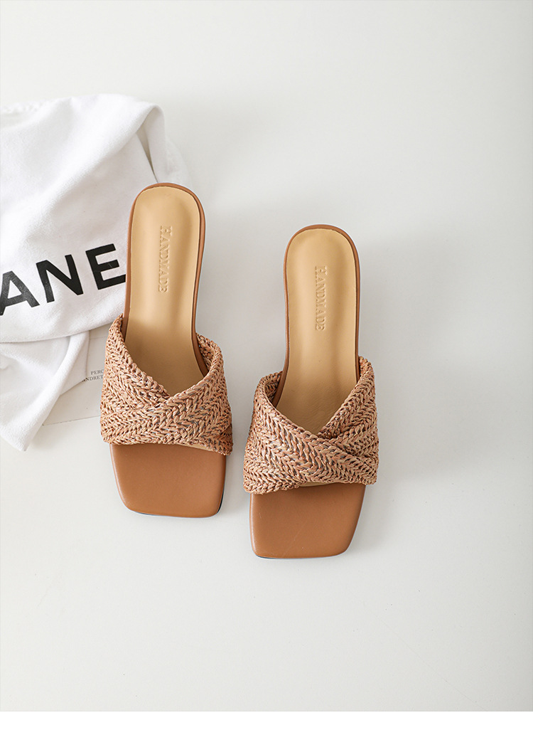 Sandal cao gót nữ quai chéo mũi vuông hở ngón, gót thô 6 cm — Cao gót màu trắng gạo 6 cm chi tiết 19