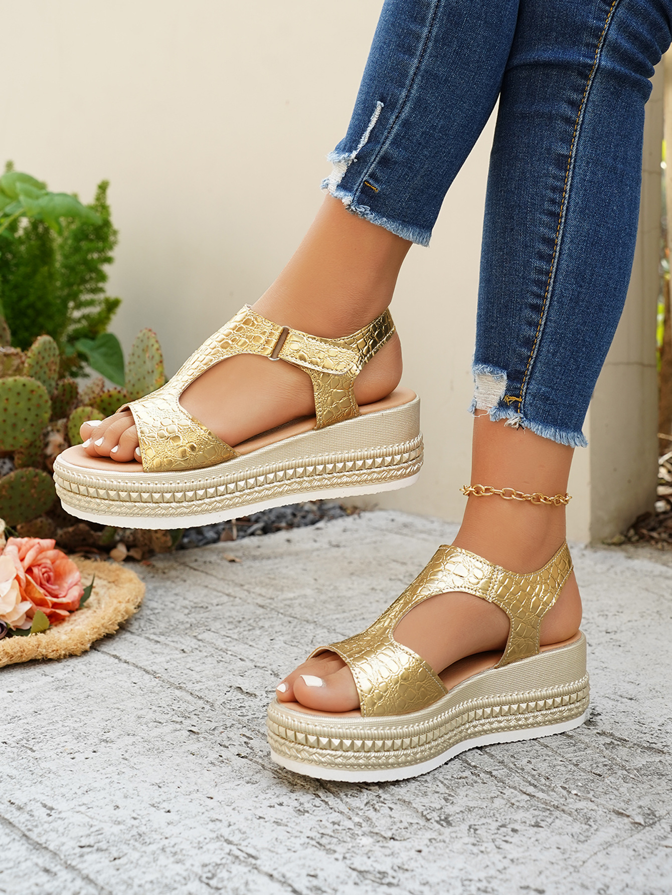 Women's Wedge Sandals Open Toe Roman Cross Strap Summer Shoes_voghion.com